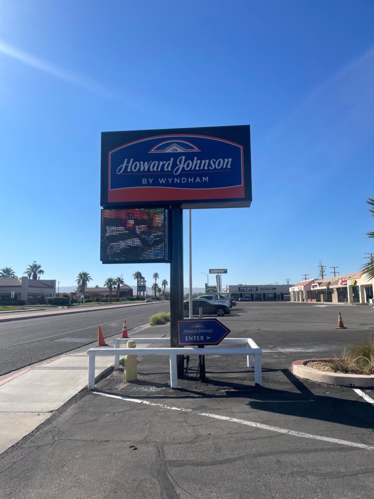 Howard Johnson By Wyndham Ridgecrest, Ca Dış mekan fotoğraf