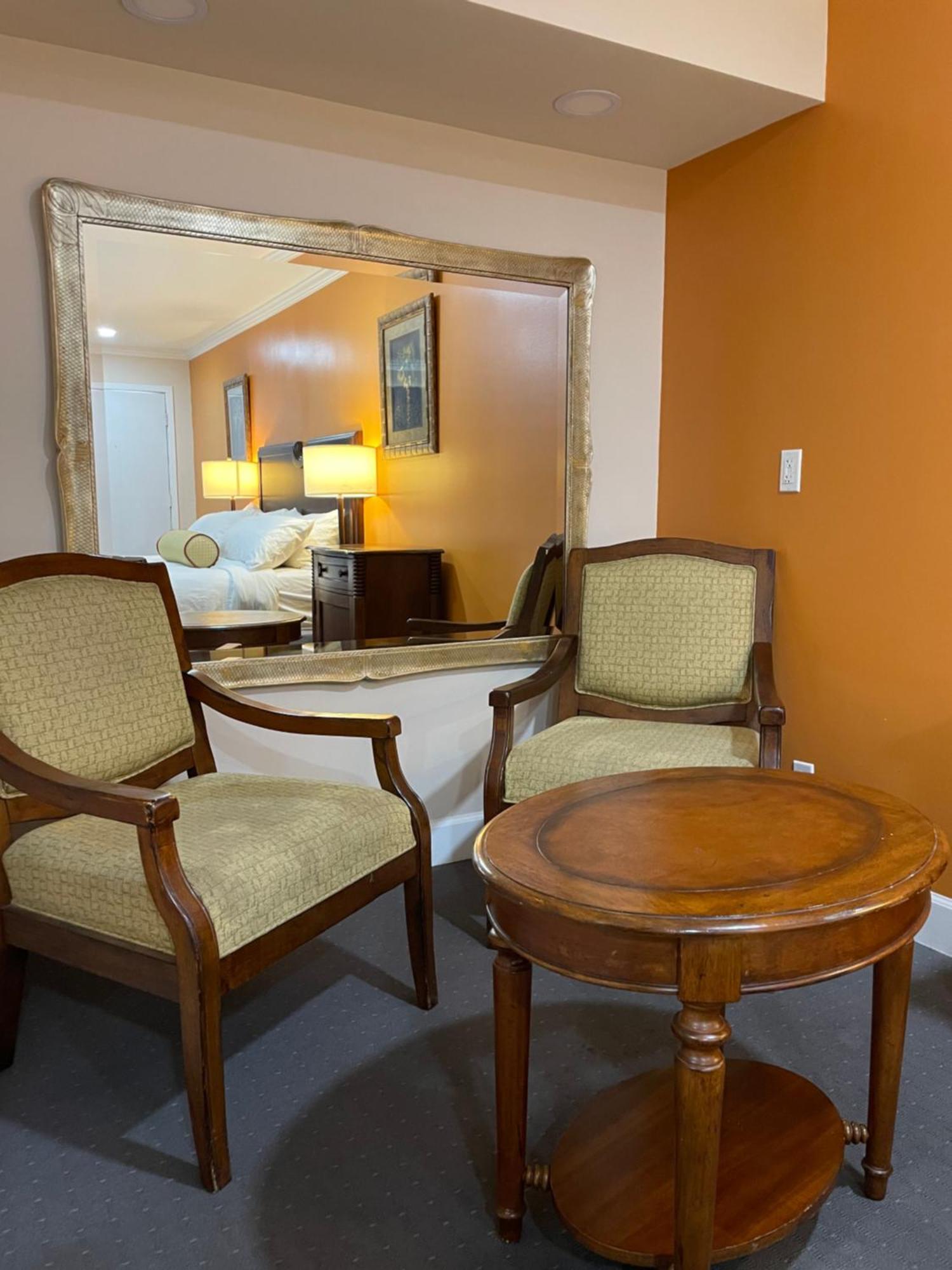 Howard Johnson By Wyndham Ridgecrest, Ca Dış mekan fotoğraf